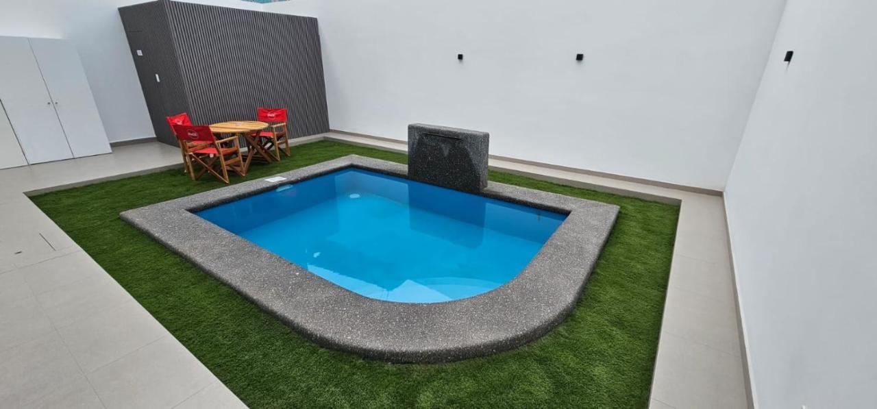 Hotel Regata إكيكي المظهر الخارجي الصورة